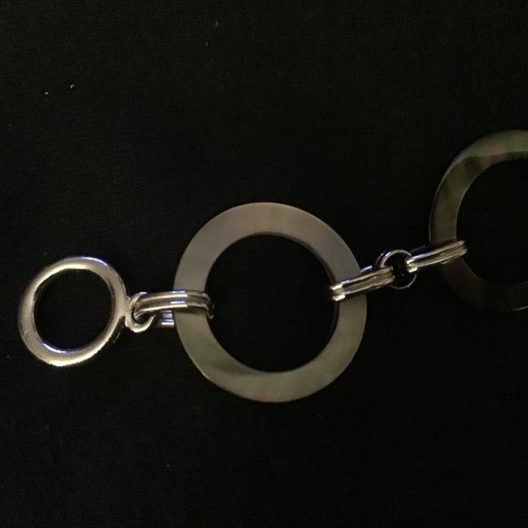 Lia Sophia Genuine Mother of Pearl bracelet - Picture 6 of 9